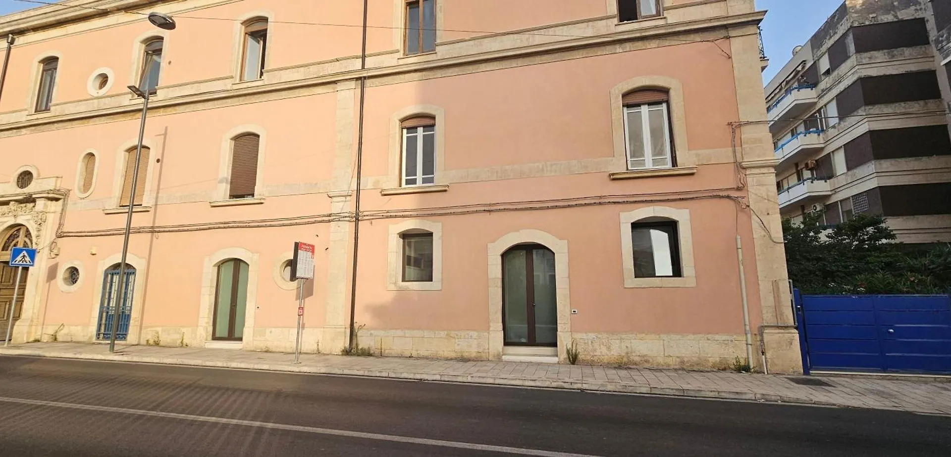 Eos - Elegants Apartments & Suites Syracuse 0*,  Italy