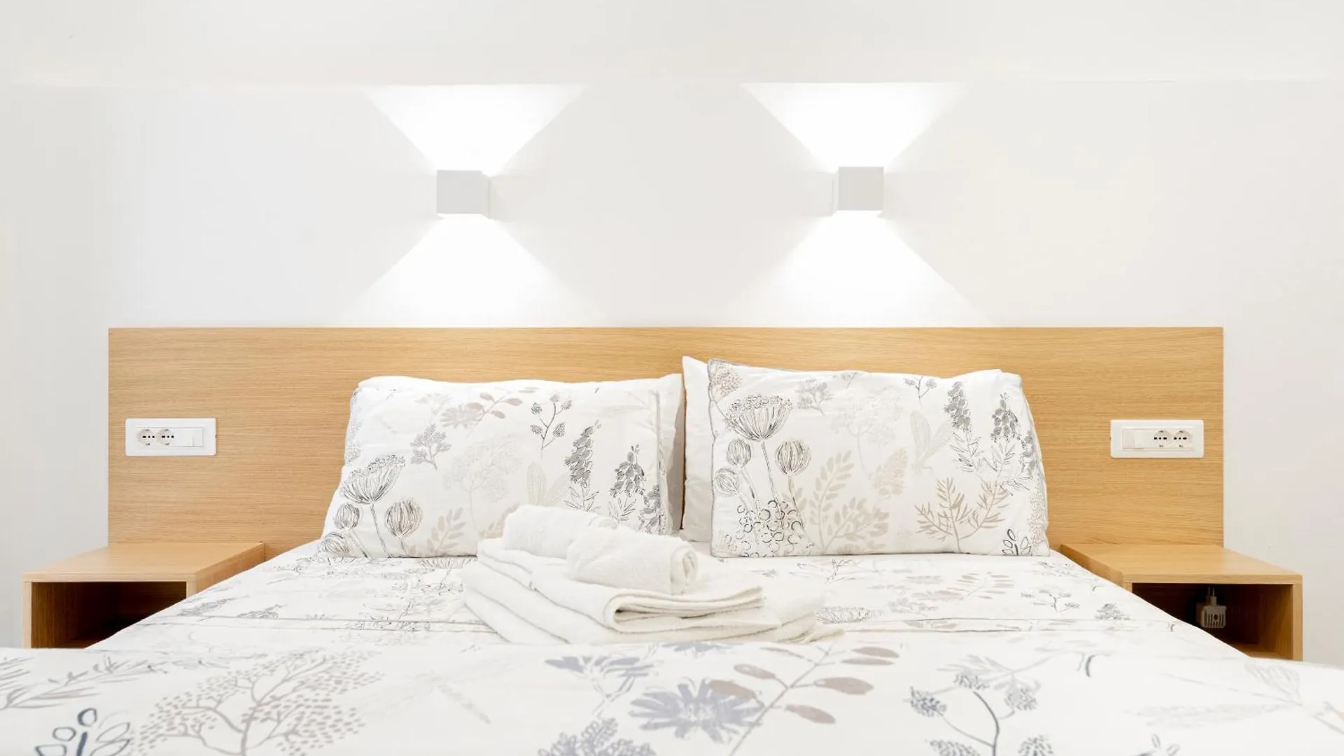 Eos - Elegants Apartments & Suites Syracuse