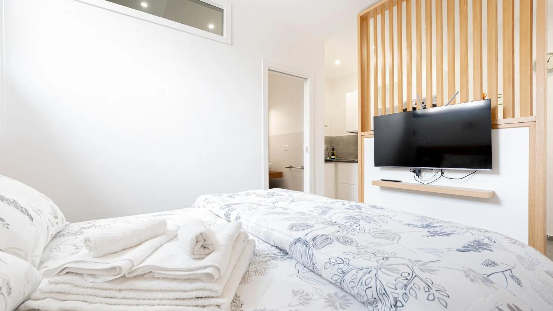 Eos - Elegants Apartments & Suites Syracuse